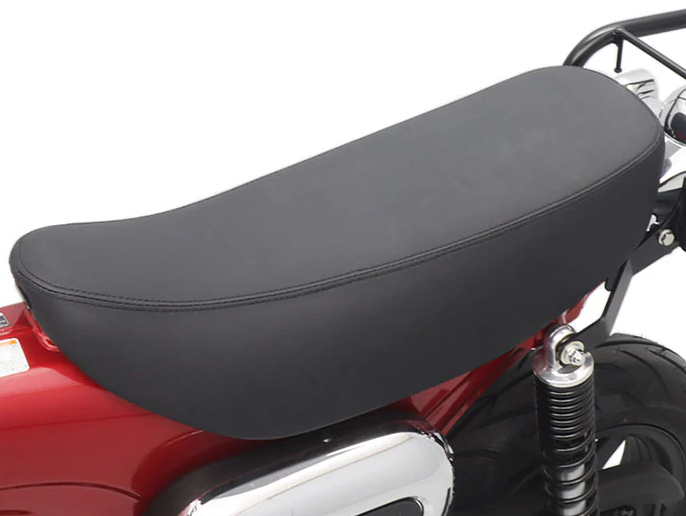 ダックス（Dax）125：シート交換による根本的な解決