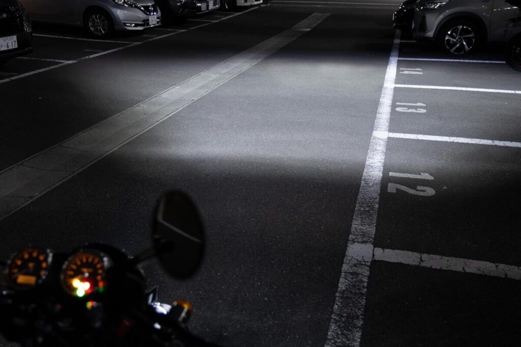 モンキー125のフォグランプ:キジマの小型で大光量な仕様